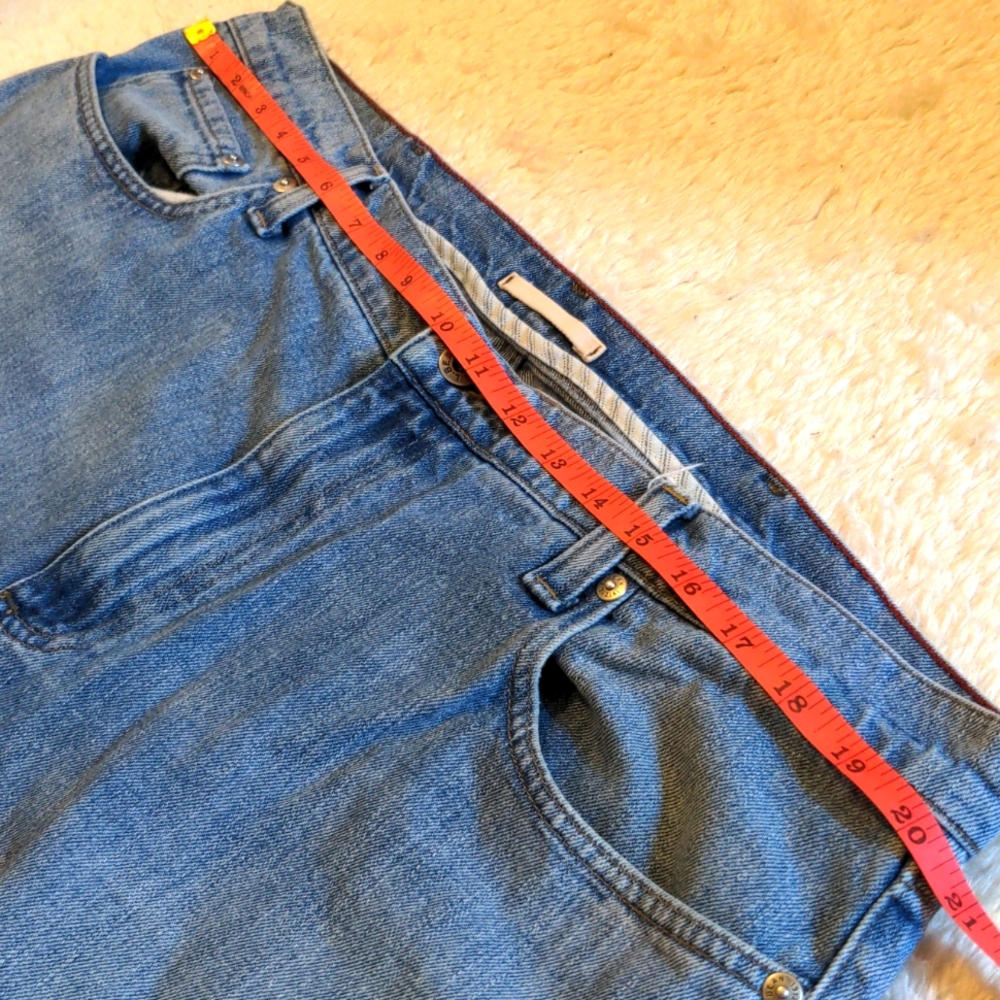 Men's L.L. Bean Standard Fit Straight Leg Jeans, 40x32 - Picture 7 of 9
